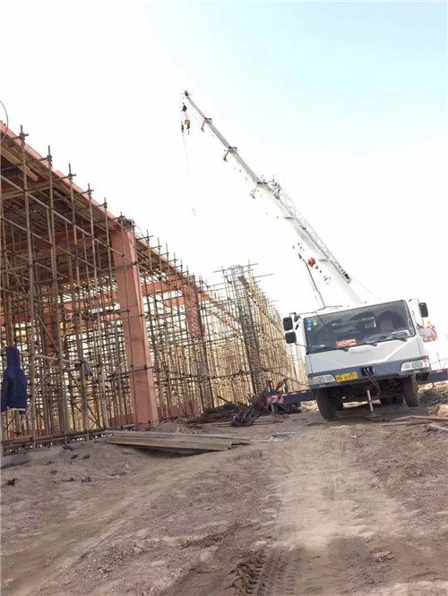 河曲县25 吨、50 吨吊车怎么选？多大重量 / 半径适合对应车型？